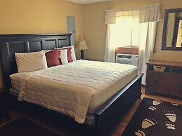 Bear Trap Apartments - Full Kitchen