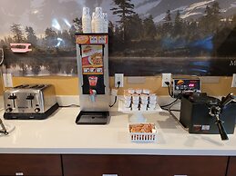 MorningGlory Inn & Suites