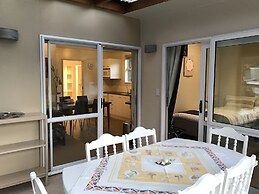 Angie's Rural Retreat