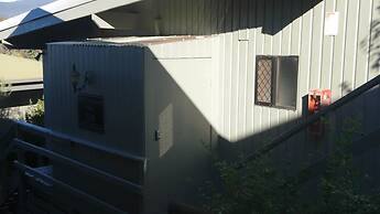 Elm Riverside Accommodation Merrijig