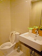 Uptown BGC near St. Luke's