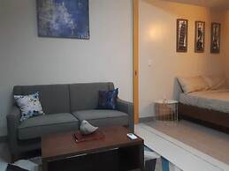 Uptown BGC near St. Luke's