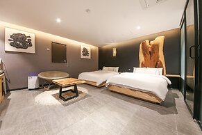 Jeonju Mari Hotel Terminal Store