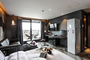 Jeonju Mari Hotel Terminal Store