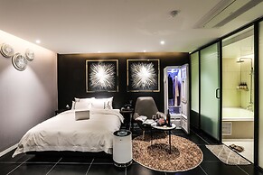 Jeonju Mari Hotel Terminal Store