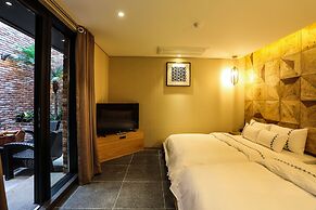 Jeonju Mari Hotel Terminal Store