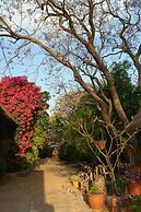 Toko Kamanjab Lodge & Safari