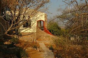 Toko Kamanjab Lodge & Safari