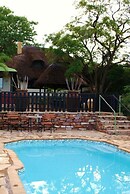 Toko Kamanjab Lodge & Safari