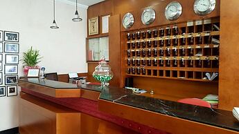 Astor Hotel