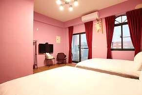 Mushroom Castle Guesthouse