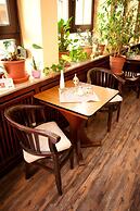 Neubert s Gasthaus am Rhein