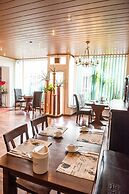 Neubert s Gasthaus am Rhein