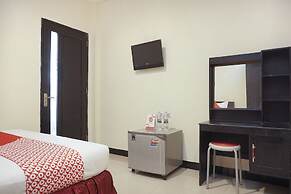 OYO 409 Pondok Helomi