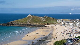 Atlantic Heights Luxury Guesthouse