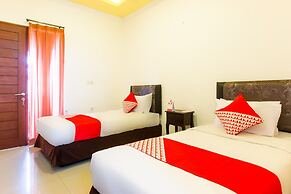 OYO 401 The Frog Homestay Sanur