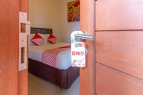 OYO 401 The Frog Homestay Sanur