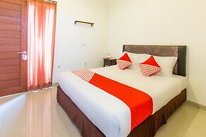 OYO 401 The Frog Homestay Sanur