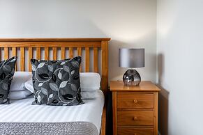 Roydon Marina Village Hotel