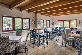 Roydon Marina Village Hotel