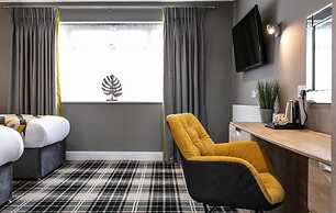 Roydon Marina Village Hotel