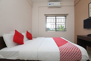 OYO 28191 Indra Comforts