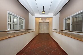 OYO 28191 Indra Comforts