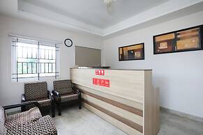 OYO 28191 Indra Comforts