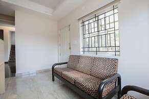 OYO 28191 Indra Comforts