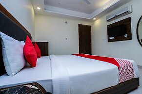 OYO 23466 Hotel Planet