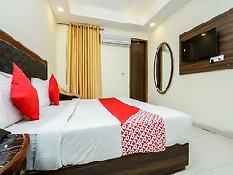 OYO 23466 Hotel Planet