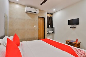 OYO 16675 Hotel Krishna Inn