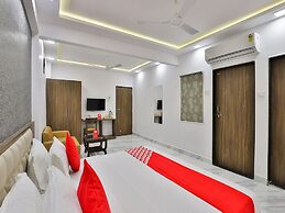 OYO 18972 Hotel Saineel