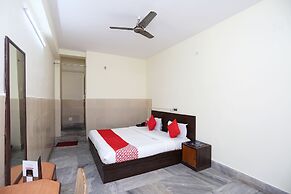 OYO 26808 Shree Ram Residency