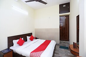 OYO 26808 Shree Ram Residency
