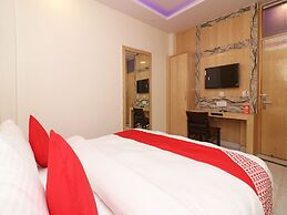 OYO 13774 Check In Room