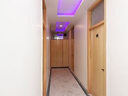 OYO 13774 Check In Room