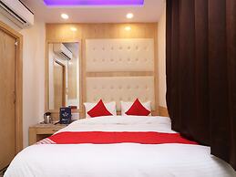 OYO 13774 Check In Room