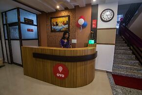 OYO 15700 Spectrum Residency