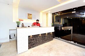 OYO 27061 Hotel Magnum