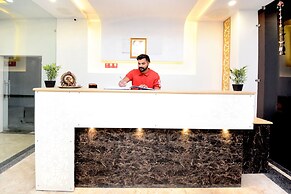 OYO 27061 Hotel Magnum