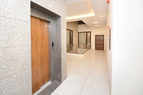 OYO 27061 Hotel Magnum