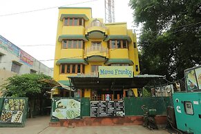 Capital O 15091 Gaurav Boarding House