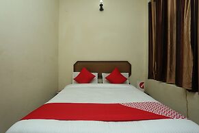 Capital O 15091 Gaurav Boarding House