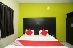 Capital O 15091 Gaurav Boarding House