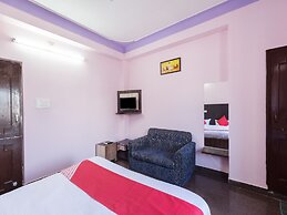 OYO 23056 Hotel Utsav