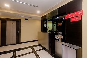 OYO 26206 Hotel Paras