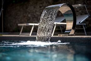 Maji Como Lake apartments