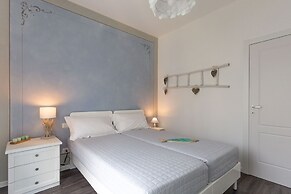 Maji Como Lake apartments