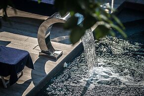 Maji Como Lake apartments